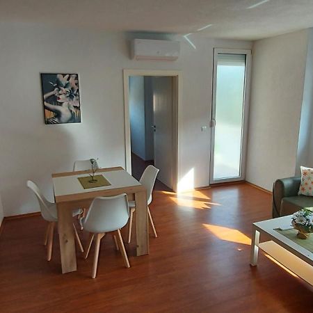 Apartmani Miki أوهغيد المظهر الخارجي الصورة