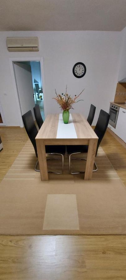 Apartmani Miki أوهغيد المظهر الخارجي الصورة